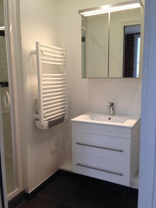 Duplex 45M2 -Zac L'Oreal - Palais De Justice Paris Clichy Bagian luar foto